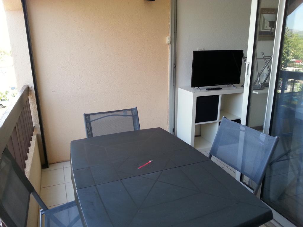 Les Amarines : Numero 109 Apartment Gruissan Bagian luar foto