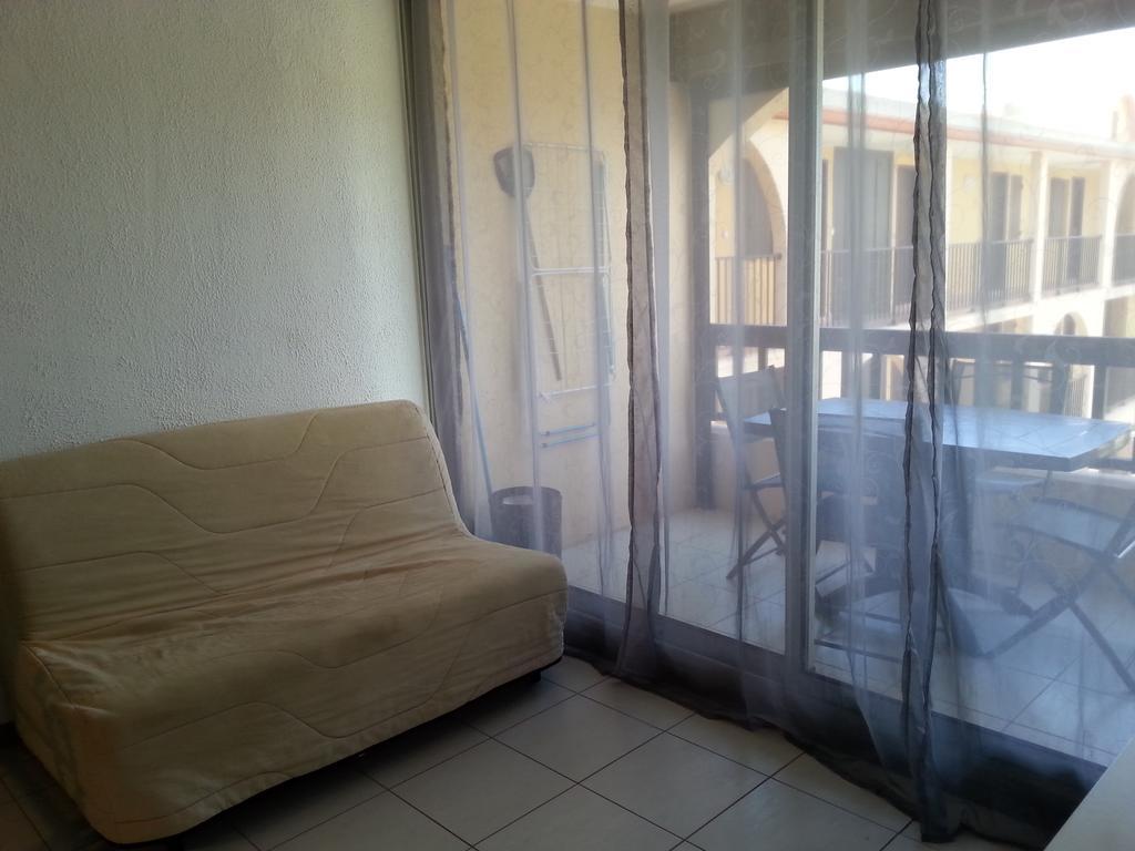 Les Amarines : Numero 109 Apartment Gruissan Bagian luar foto